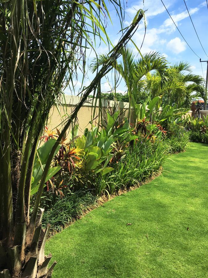 סמיניאק Indah Homestay מראה חיצוני תמונה